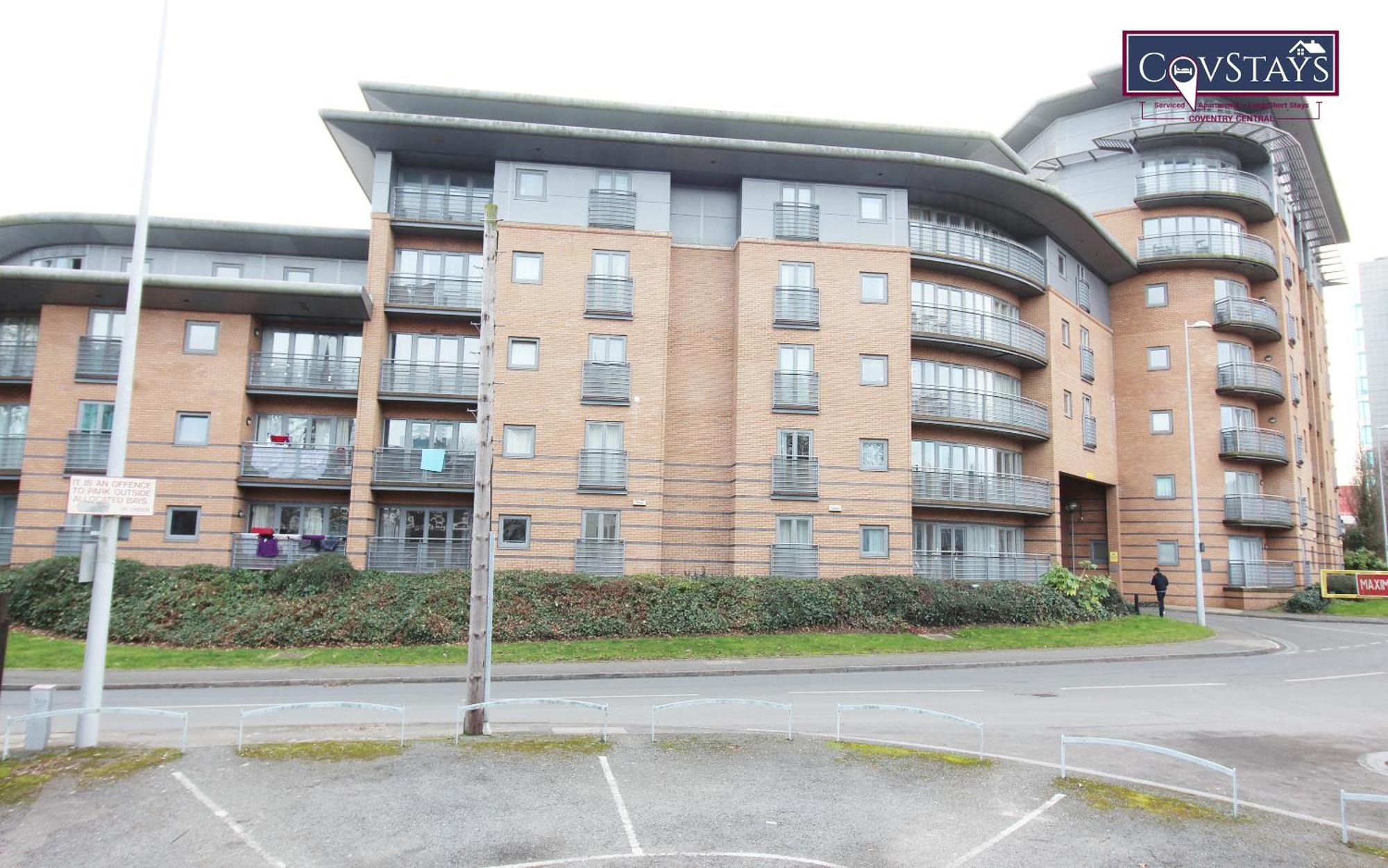 Triumph House: Central Coventry 3-Bed Apartment Exterior photo